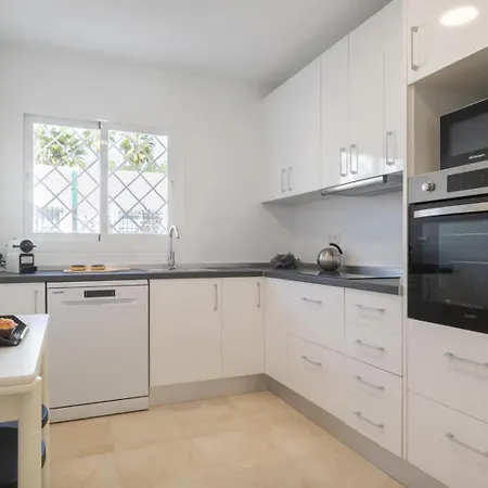Casa Guadalmina Golf Con Piscina Privada بيت للعطل ماربيا