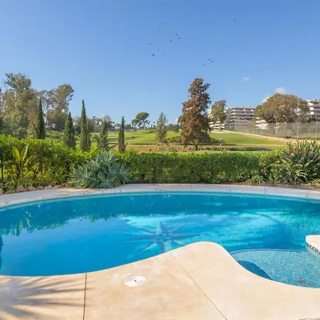 Casa Guadalmina Golf Con Piscina Privada بيت للعطل ماربيا